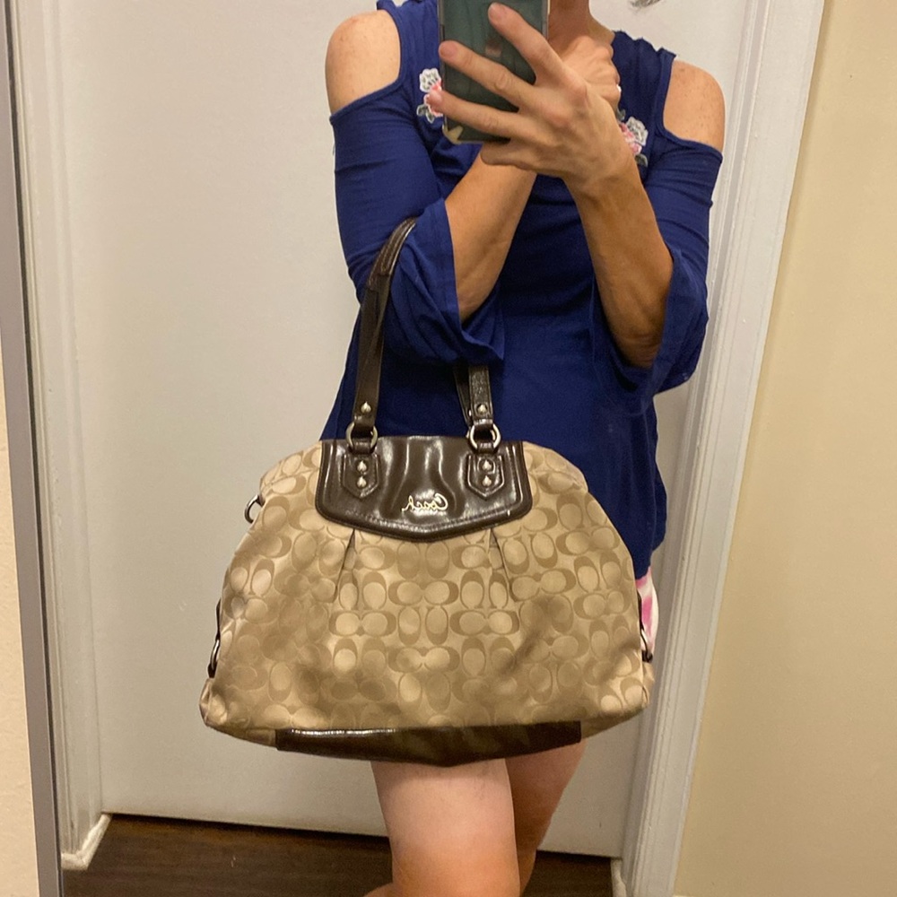 Coach Ashley Signature Brown Shoulder Bag